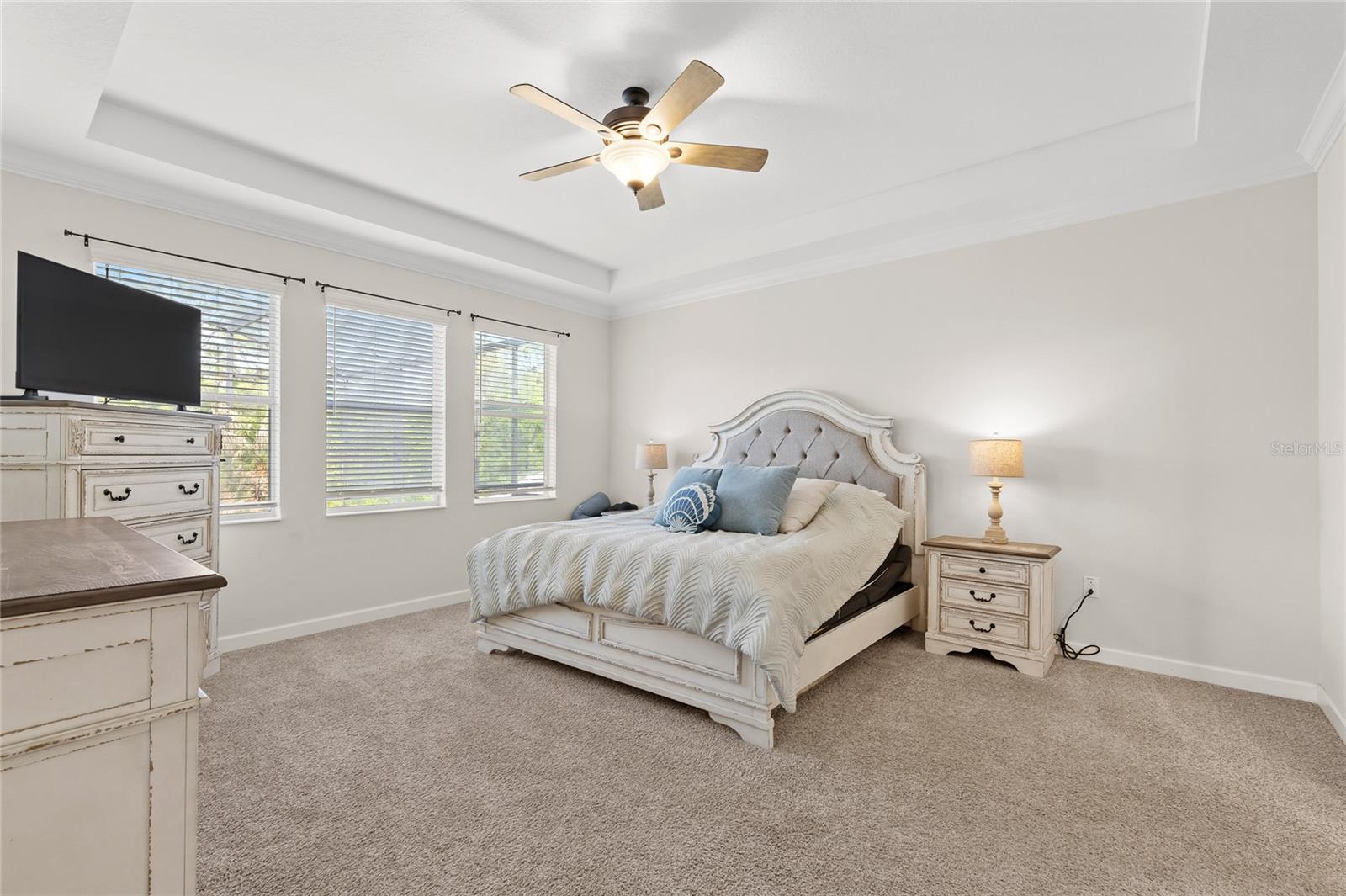 Image 17 of 74 For 5864 Alenlon Way