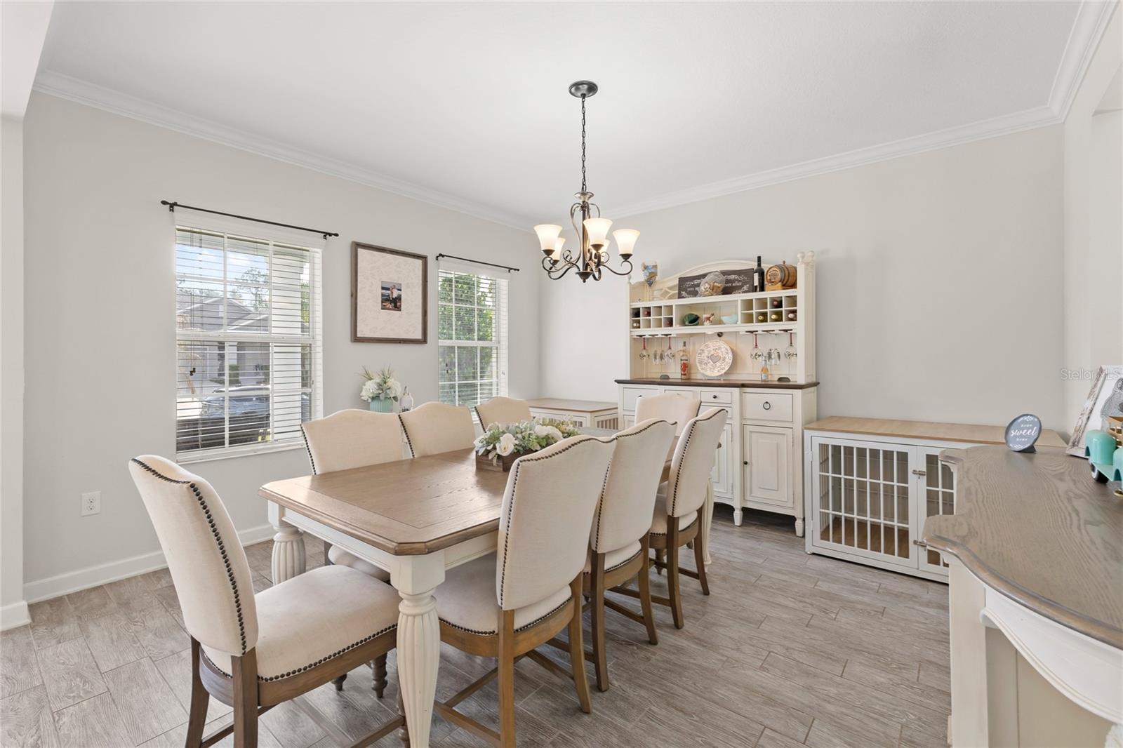 Image 9 of 74 For 5864 Alenlon Way