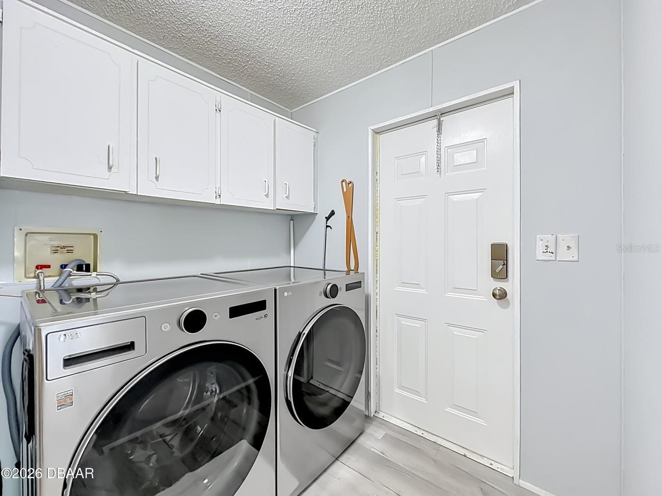 Image 4 of 25 For 235 Clearwater Road