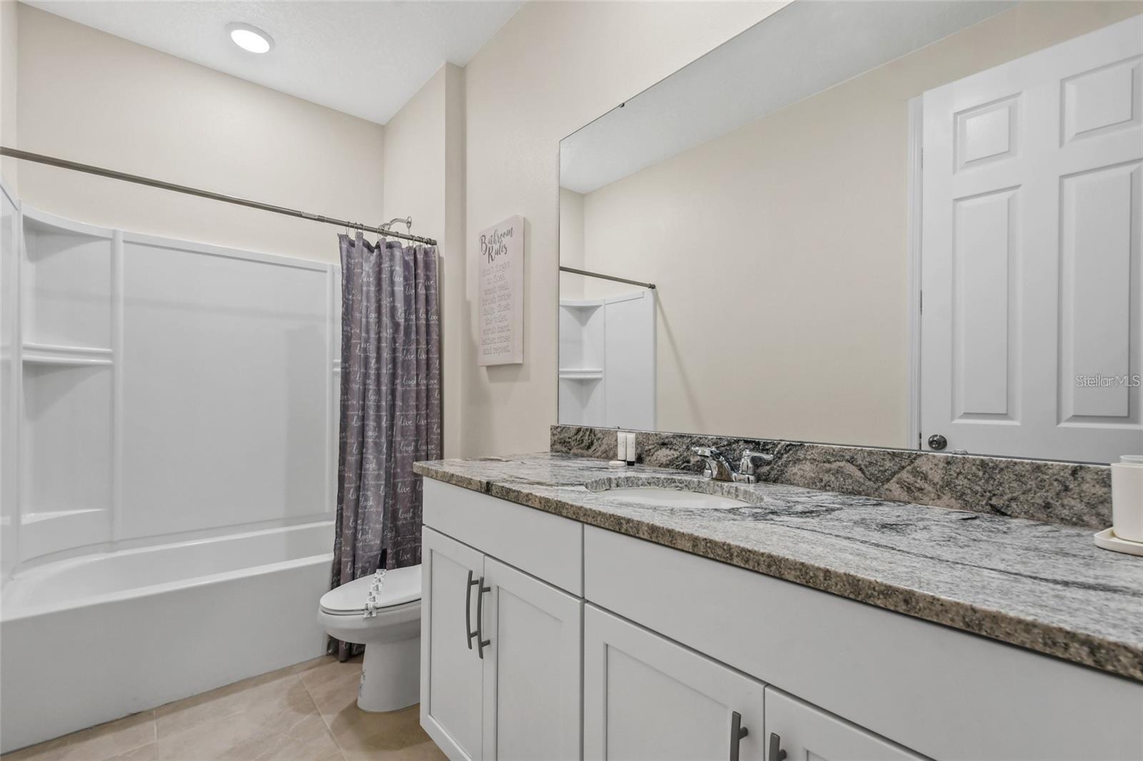 Image 40 of 70 For 8905 Coconut Breeze Drive