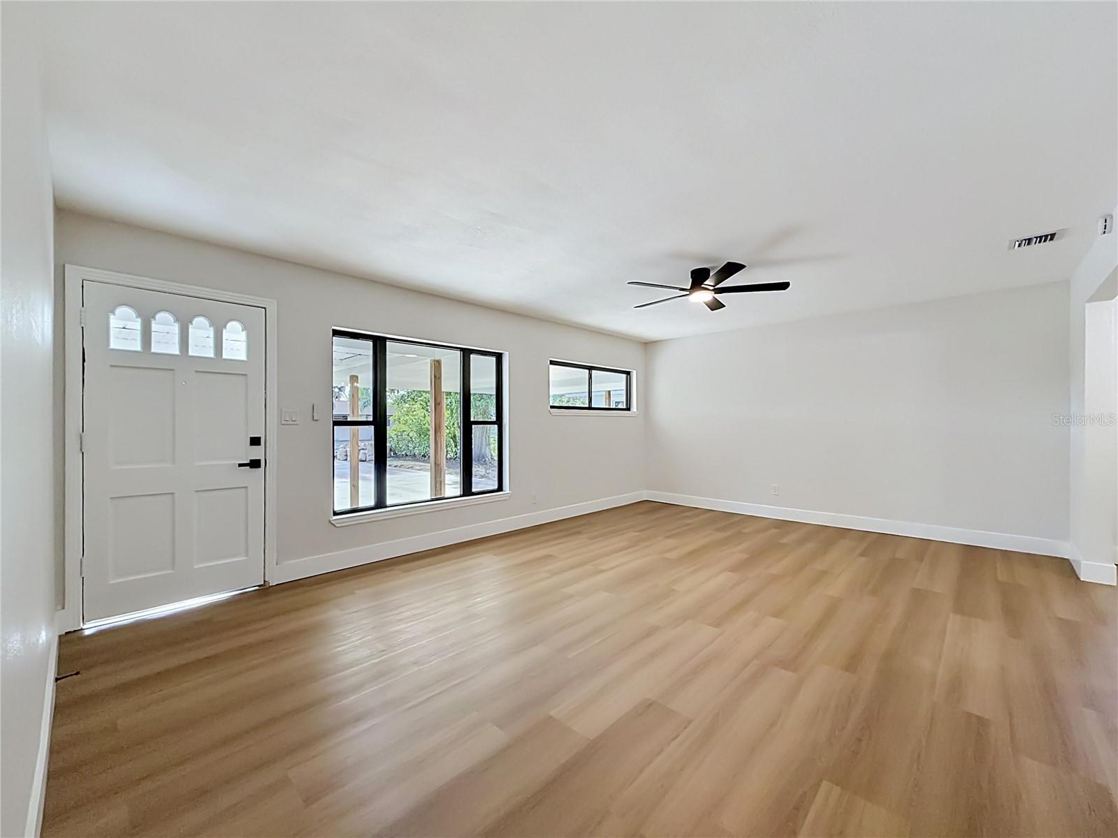 Image 16 of 68 For 2105 Shaffer Place