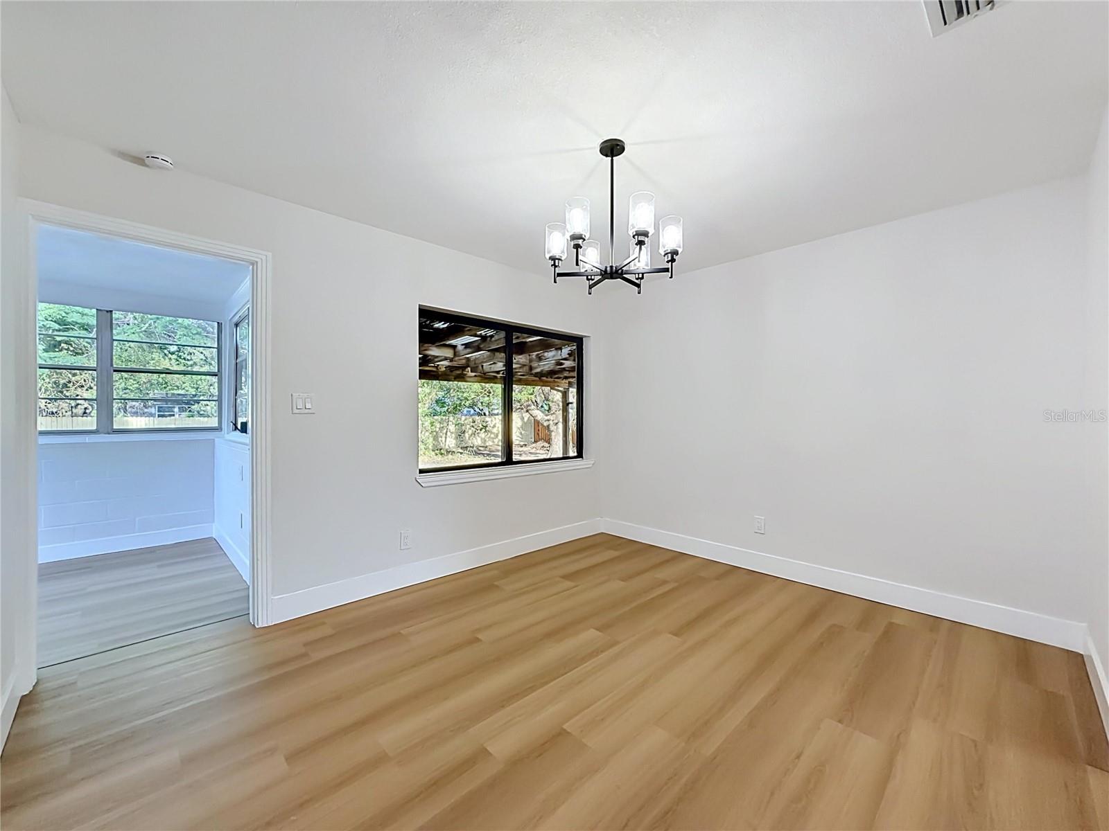 Image 21 of 68 For 2105 Shaffer Place