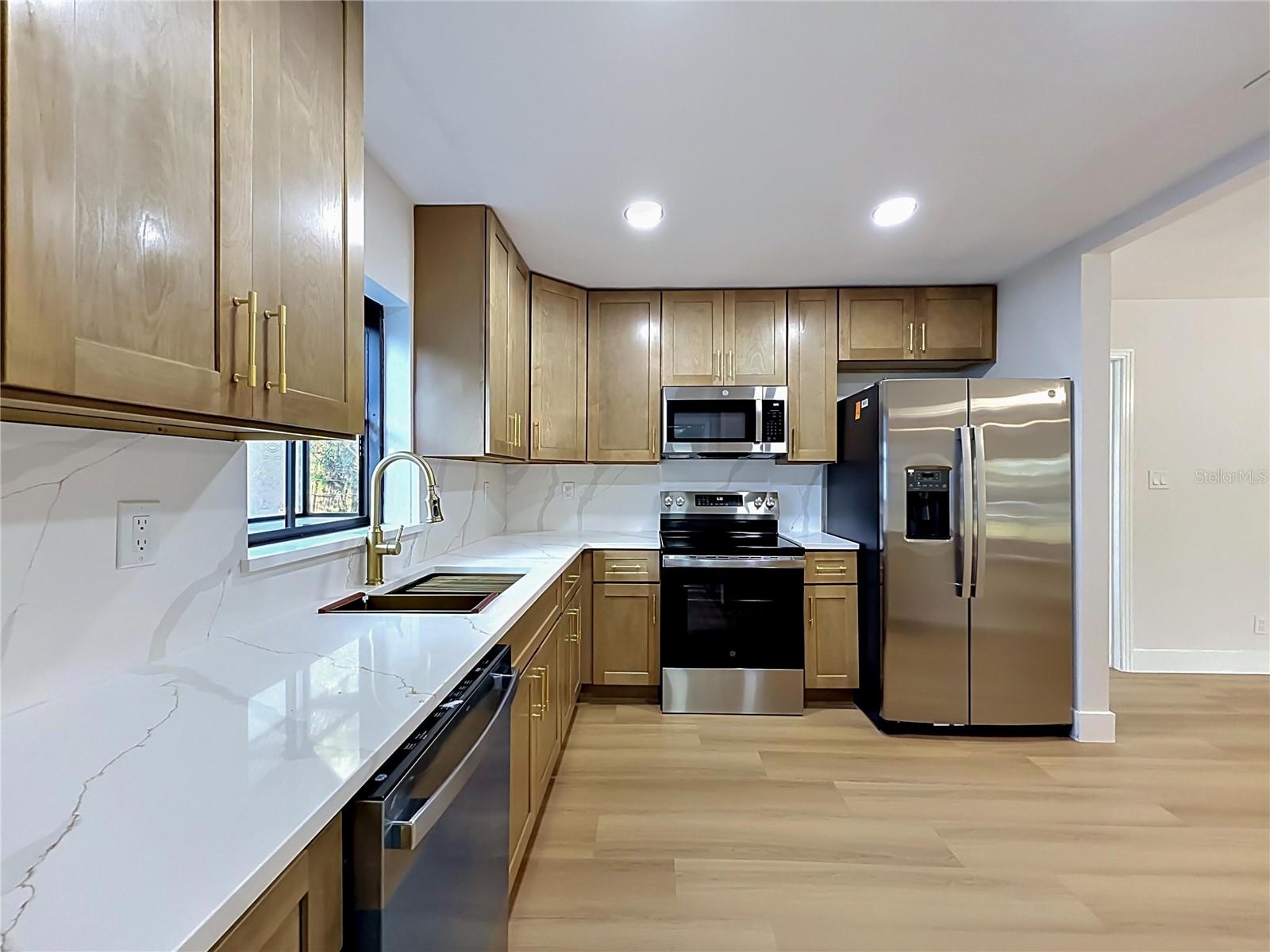 Image 33 of 68 For 2105 Shaffer Place