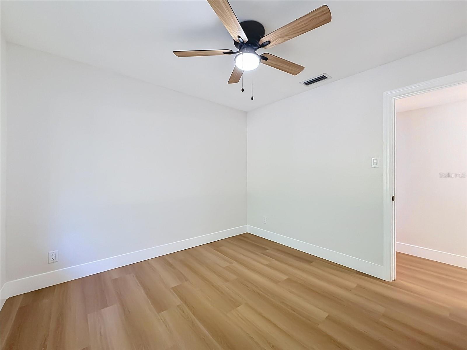 Image 47 of 68 For 2105 Shaffer Place