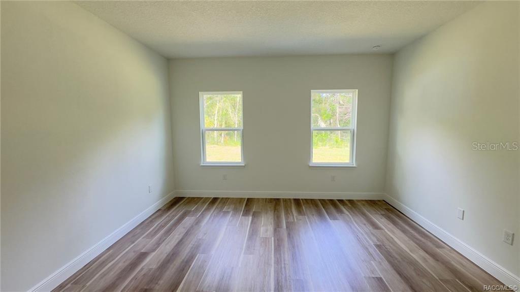 Image 11 of 22 For 8596 Spartan Drive