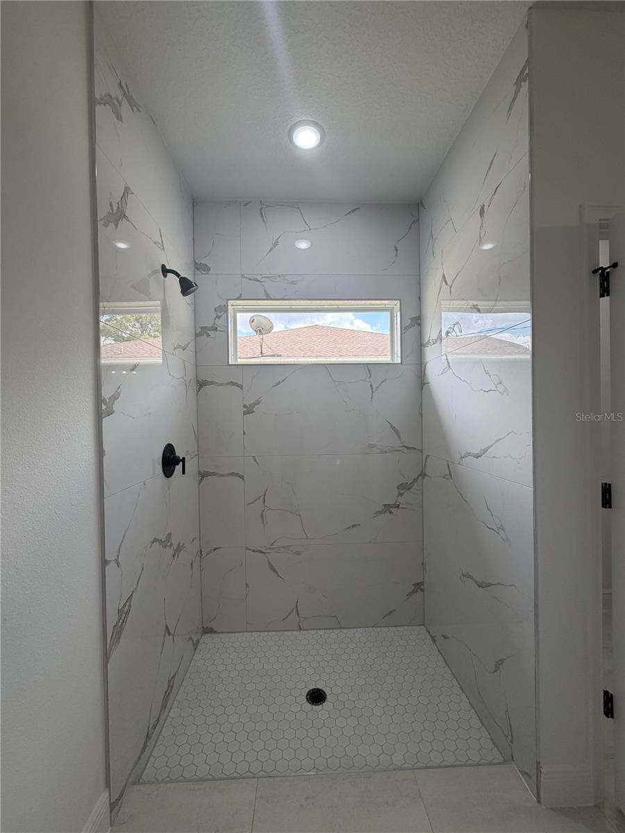 Image 16 of 22 For 8596 Spartan Drive