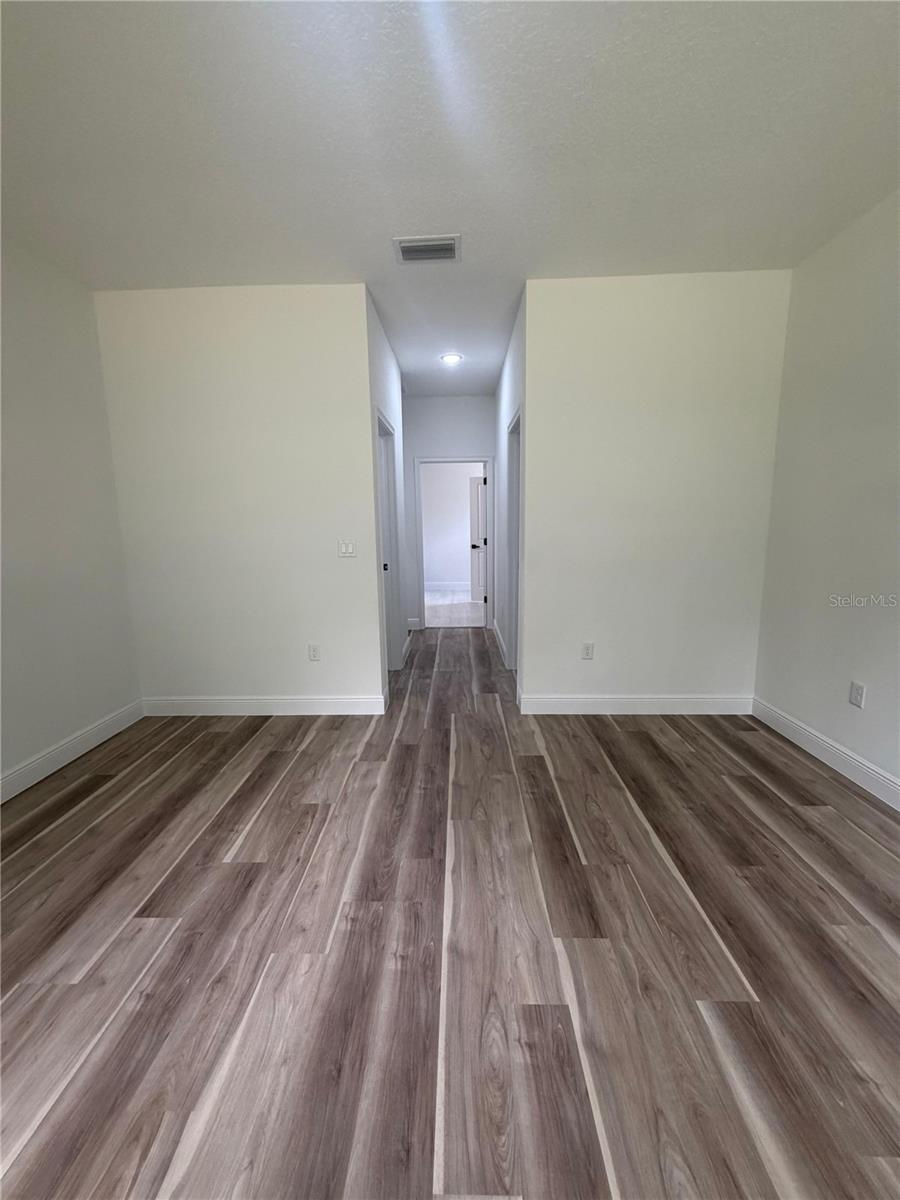 Image 18 of 22 For 8596 Spartan Drive