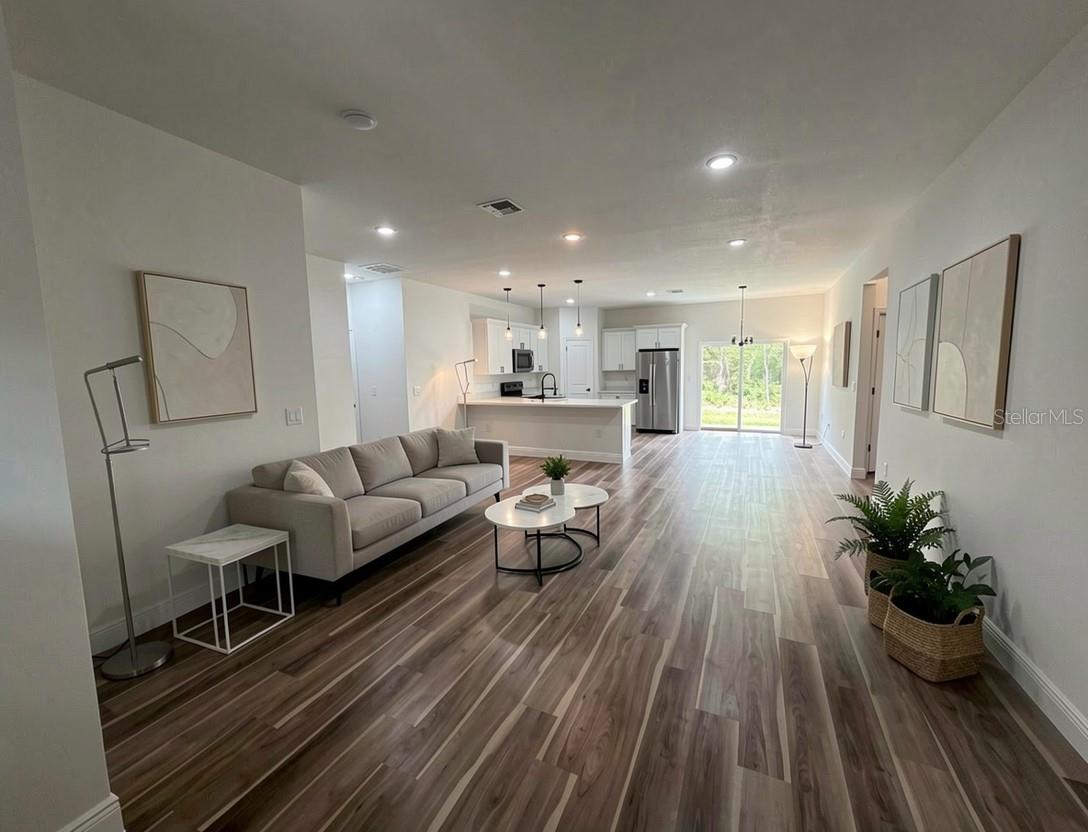 Image 4 of 22 For 8596 Spartan Drive
