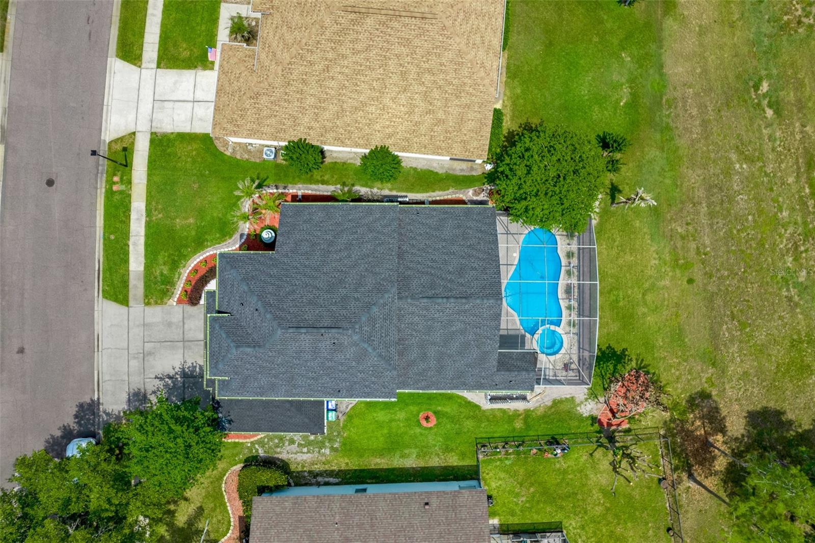 Image 8 of 73 For 2733 Runyon Circle