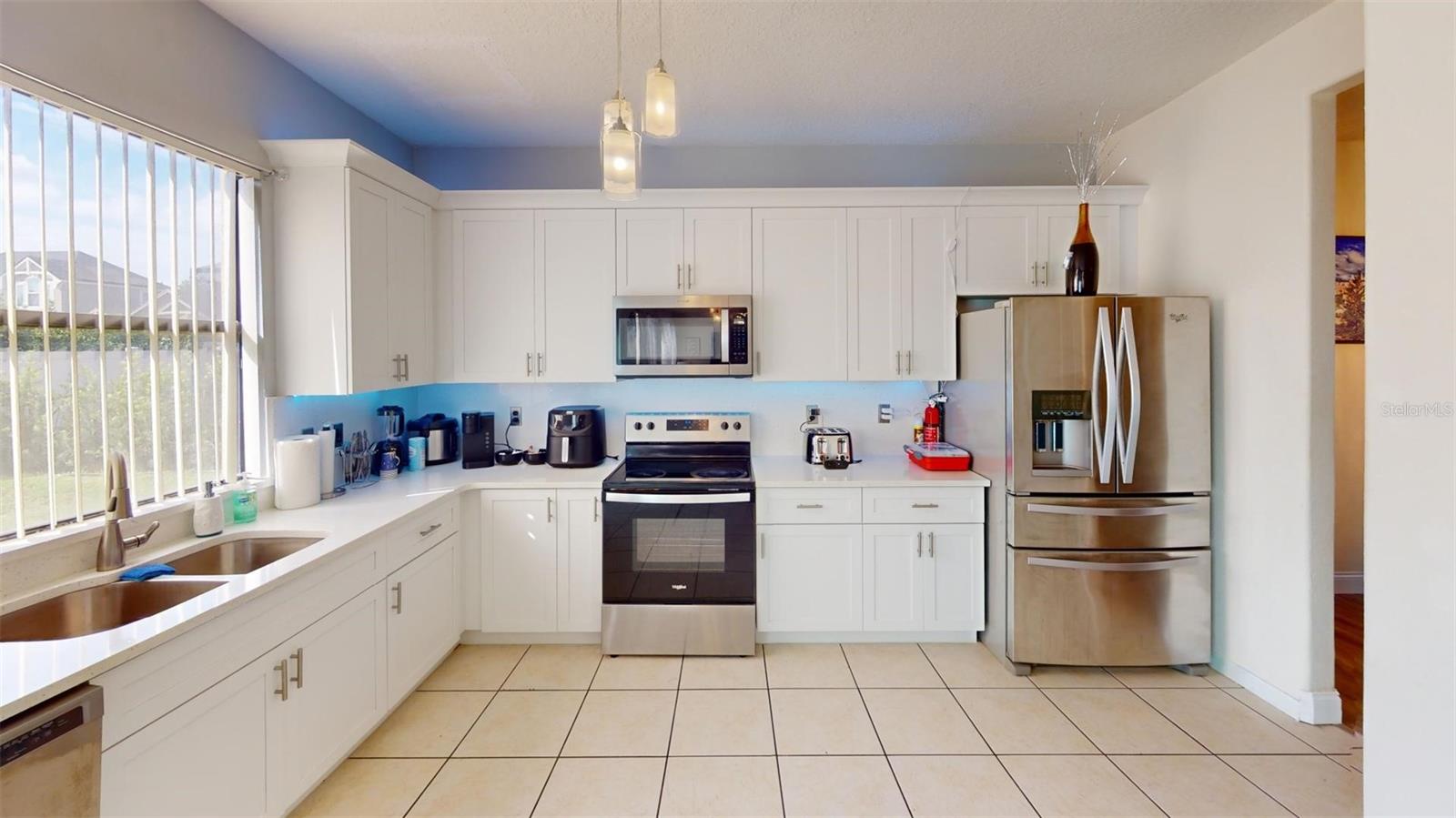 Image 11 of 28 For 3044 Camino Real Drive S