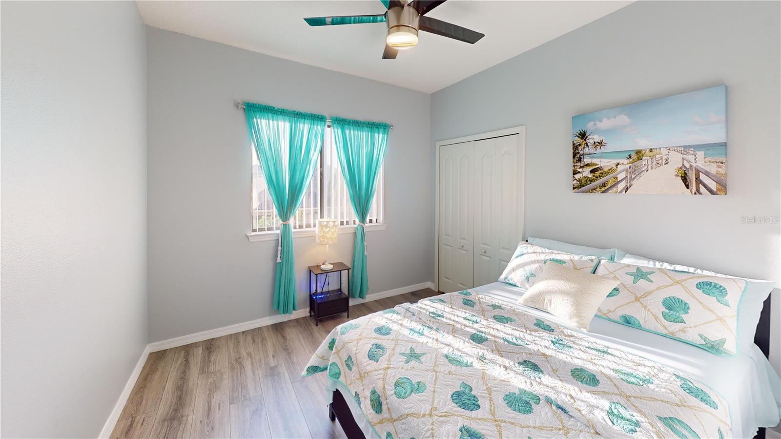 Image 23 of 28 For 3044 Camino Real Drive S