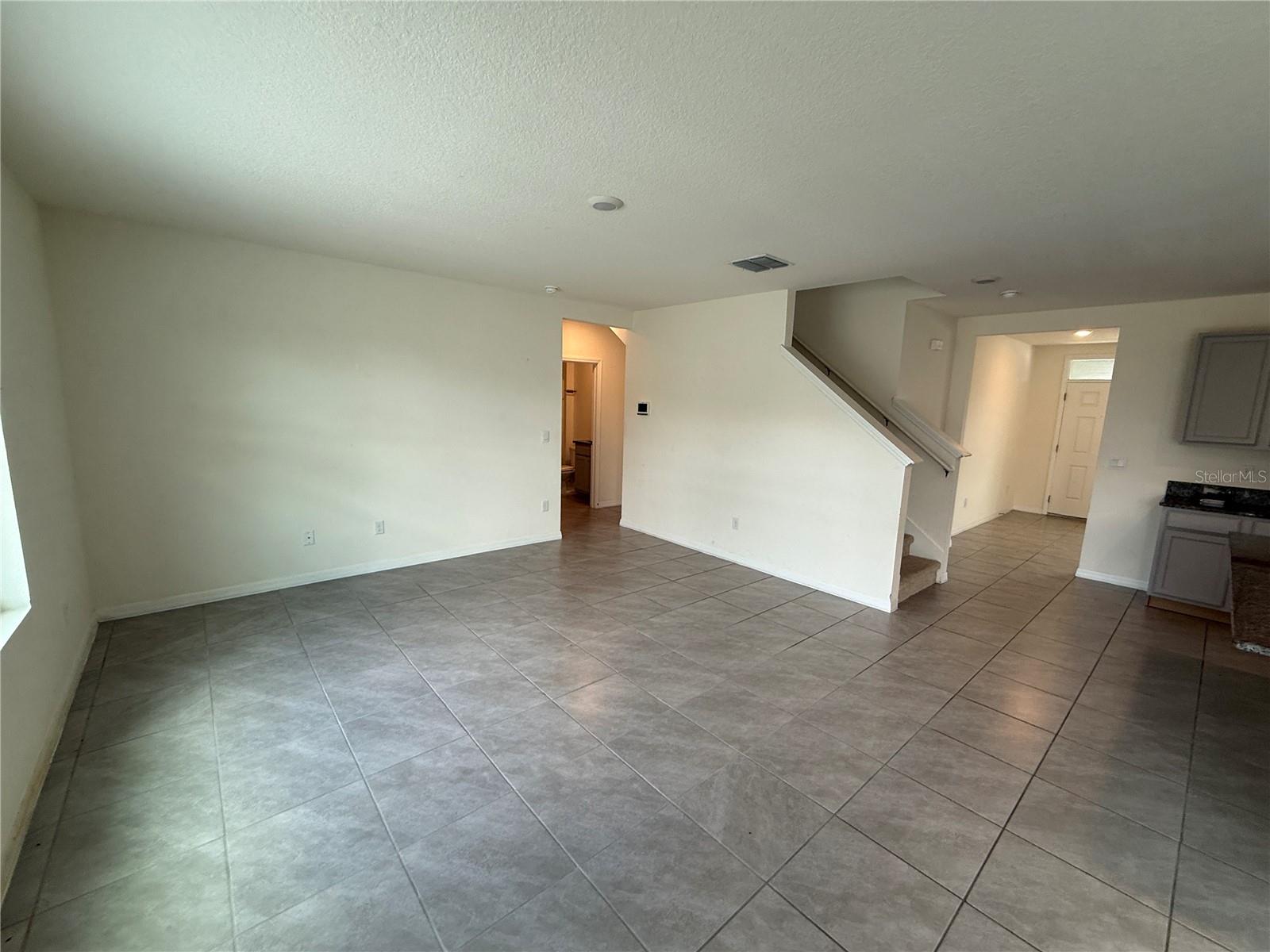 Image 11 of 39 For 2029 Maple Ridge Drive