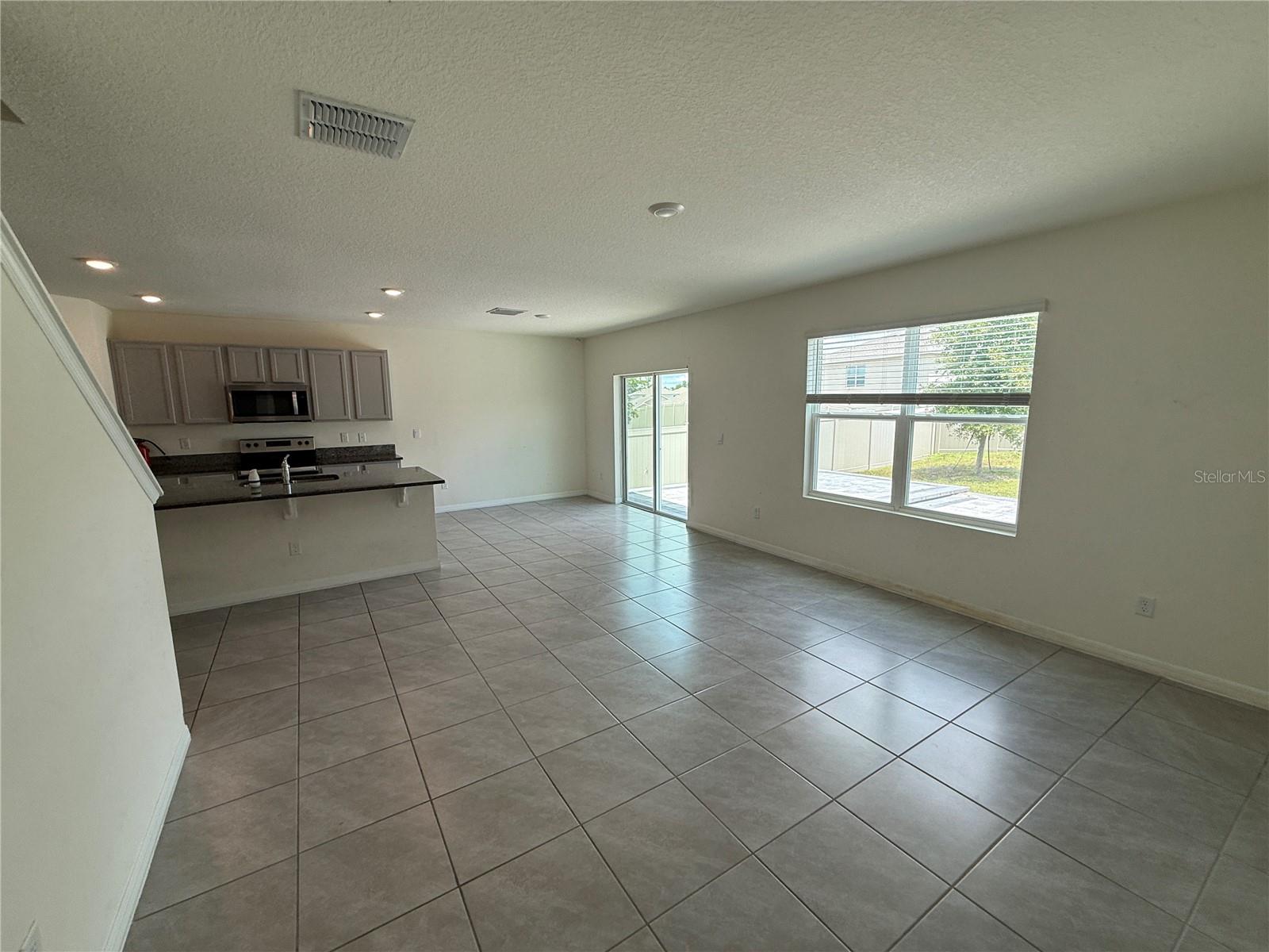 Image 12 of 39 For 2029 Maple Ridge Drive