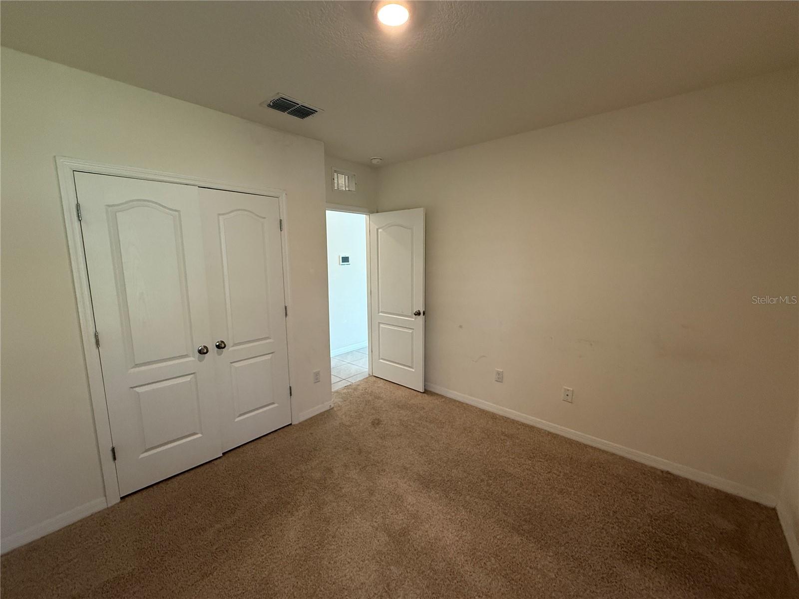Image 14 of 39 For 2029 Maple Ridge Drive
