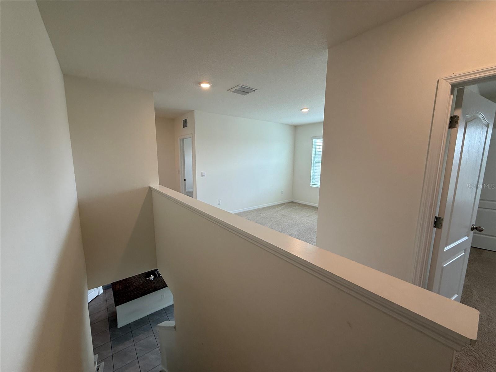 Image 16 of 39 For 2029 Maple Ridge Drive