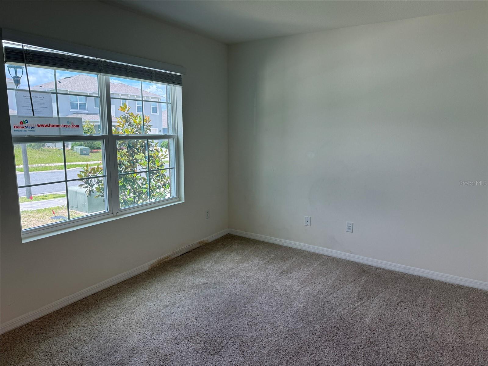 Image 3 of 39 For 2029 Maple Ridge Drive
