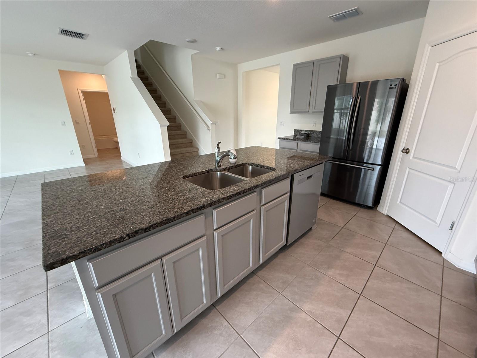 Image 8 of 39 For 2029 Maple Ridge Drive