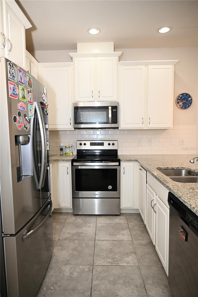 Image 19 of 46 For 2479 Toscolona Drive