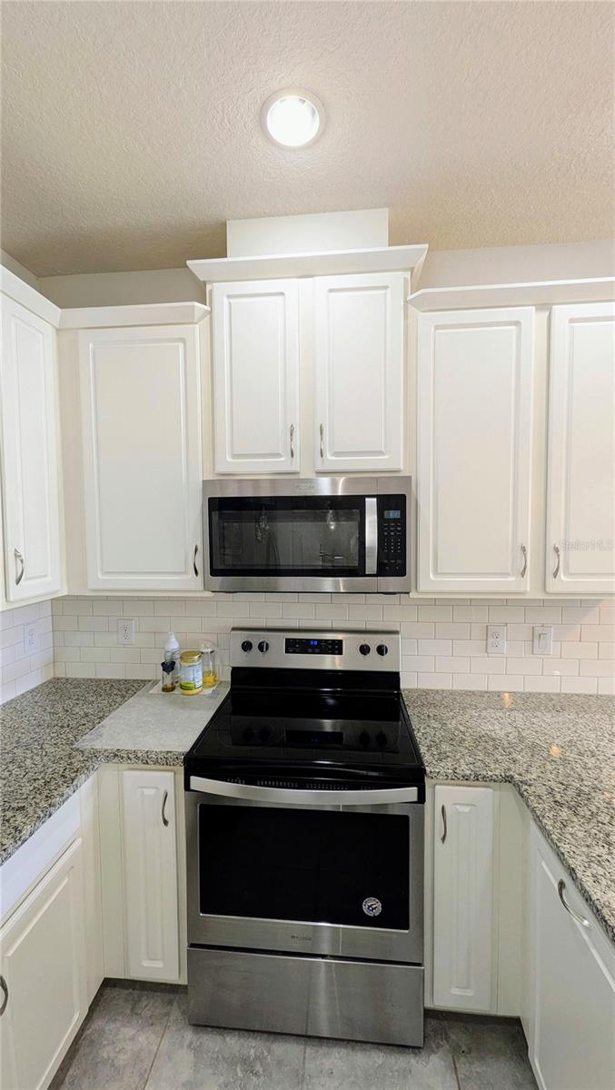 Image 21 of 46 For 2479 Toscolona Drive