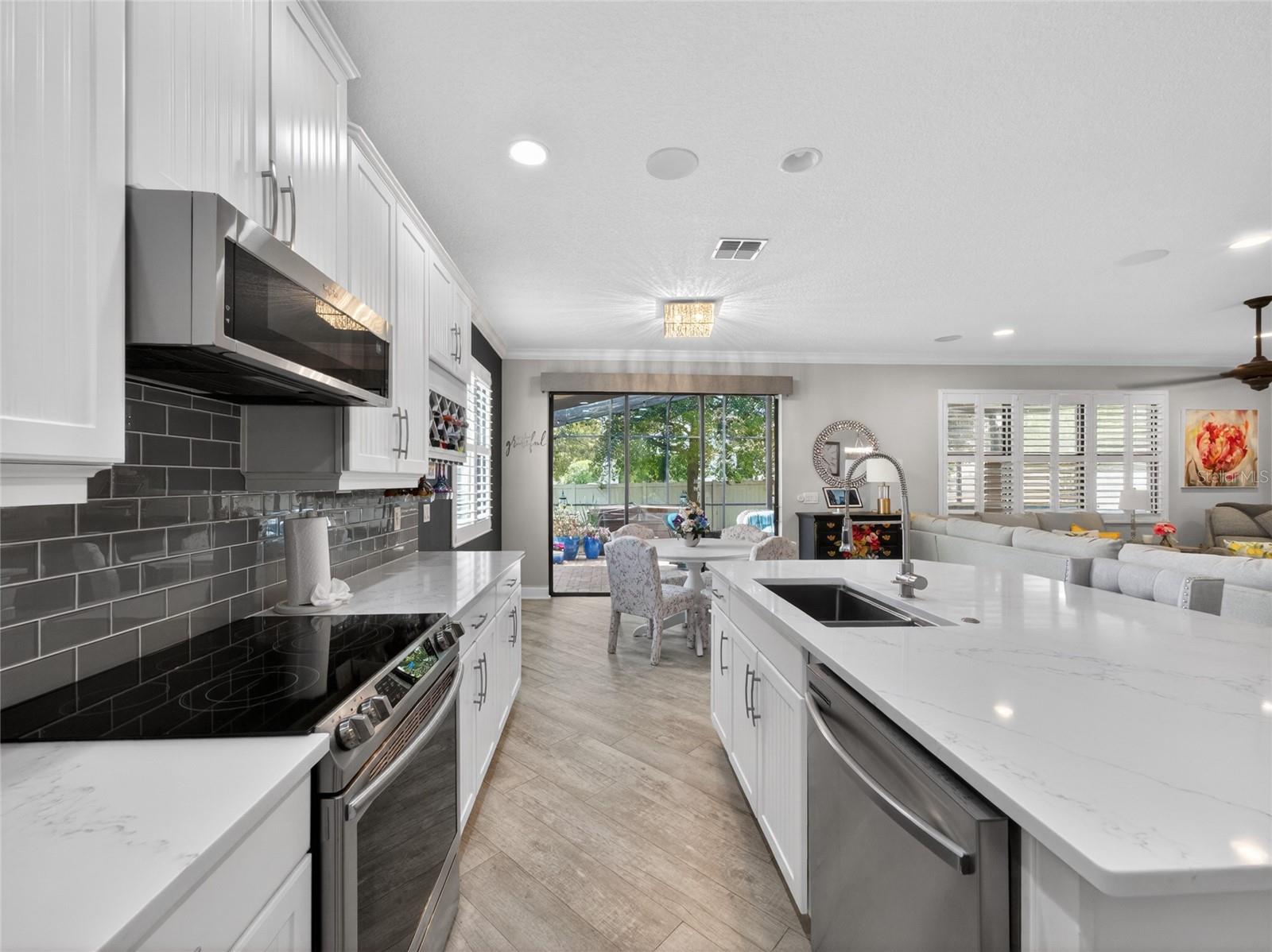 Image 13 of 47 For 5725 Rue Galilee Lane