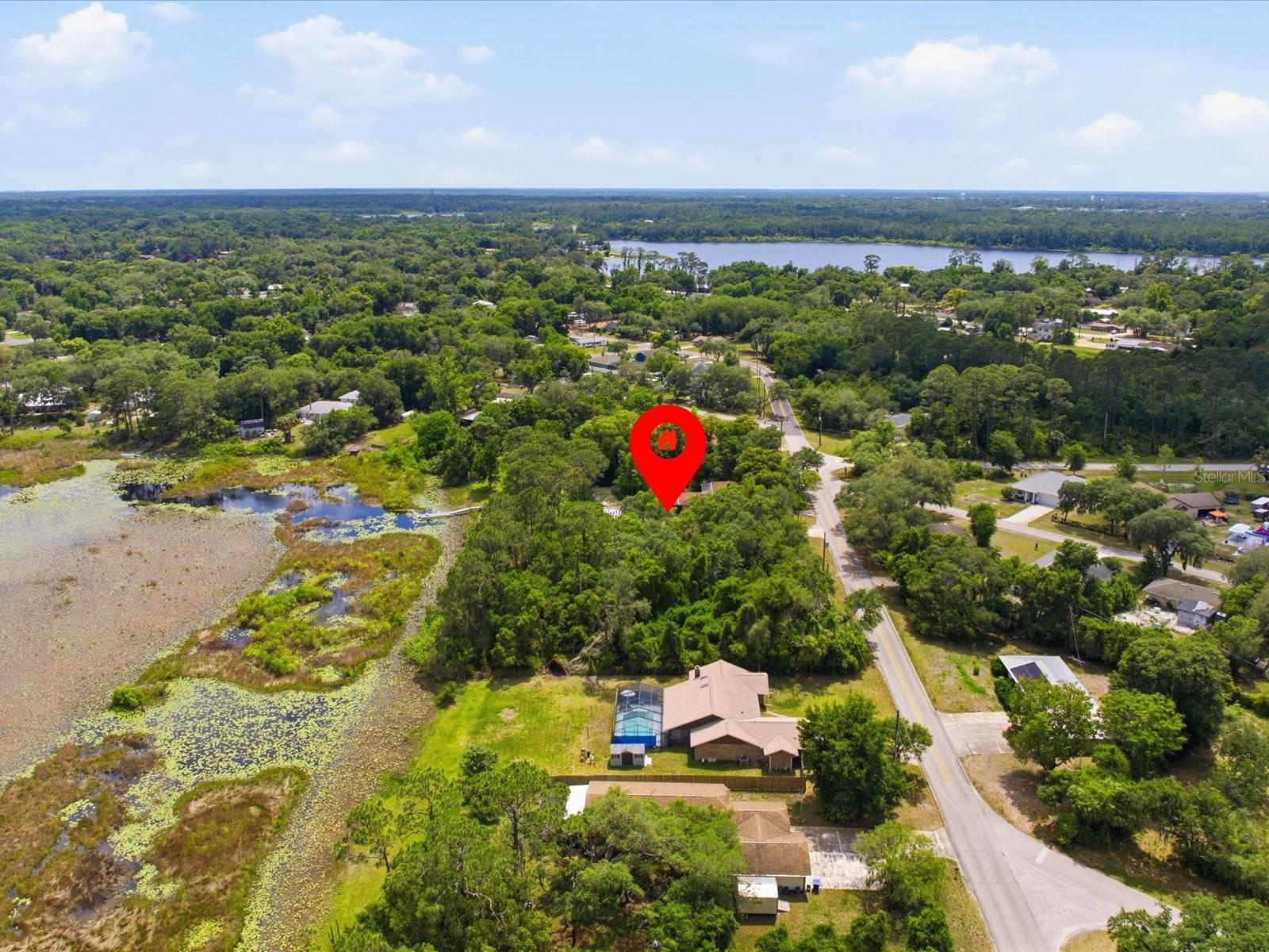 Image 3 of 6 For W Lake Drive