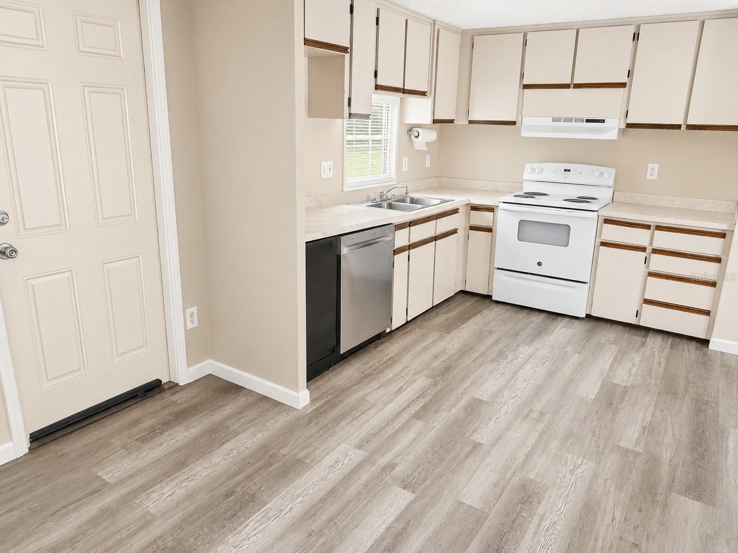 Image 3 of 13 For 5022 County Road 157