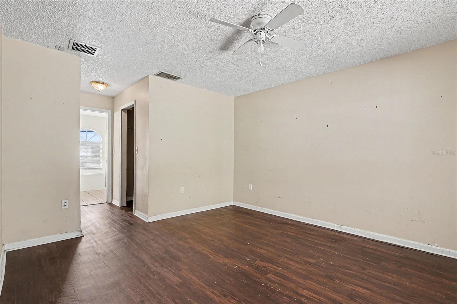 Image 10 of 16 For 2537 Jasmine Trace Drive