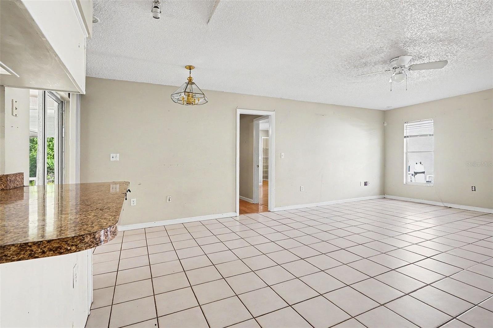 Image 4 of 16 For 2537 Jasmine Trace Drive