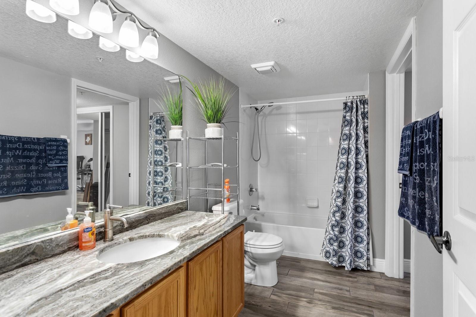 Image 24 of 35 For 1150 Carmel Circle 106