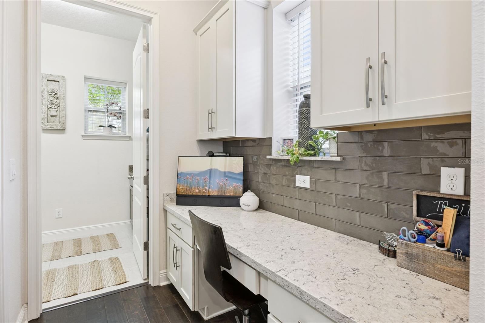 Image 31 of 67 For 907 Easley Avenue