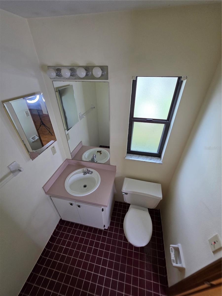 Image 14 of 21 For 664 Milan Drive