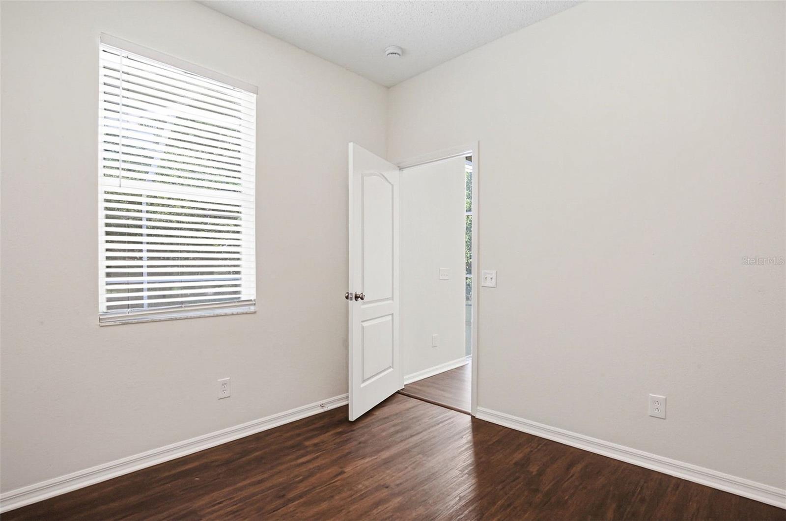 Image 17 of 44 For 10653 Firebrick Court