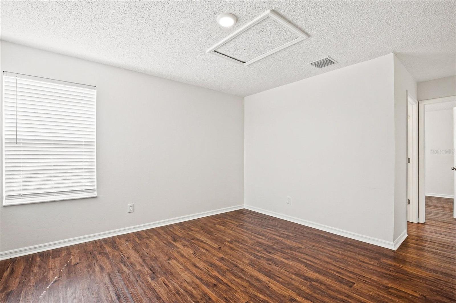 Image 27 of 44 For 10653 Firebrick Court