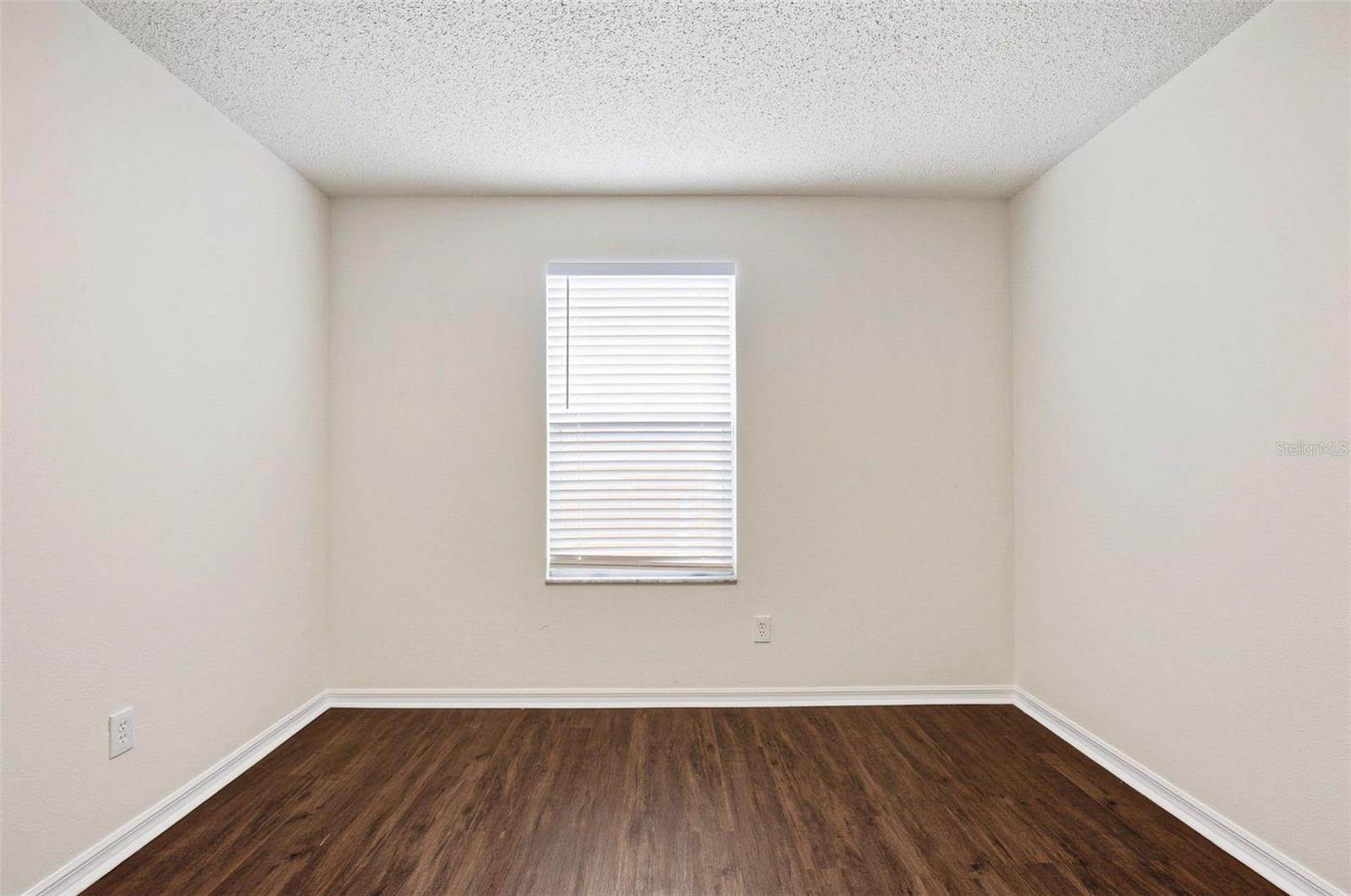 Image 29 of 44 For 10653 Firebrick Court