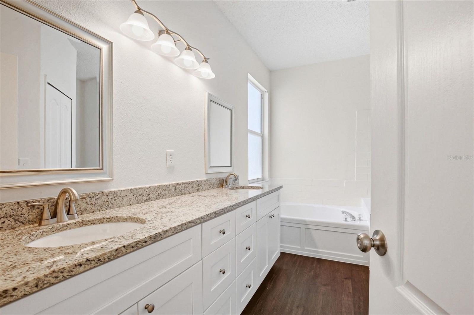 Image 33 of 44 For 10653 Firebrick Court