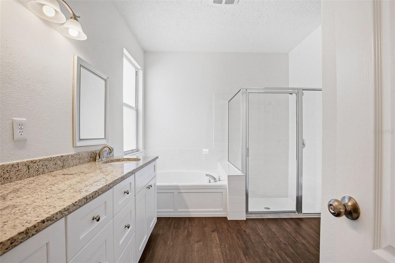 Image 34 of 44 For 10653 Firebrick Court