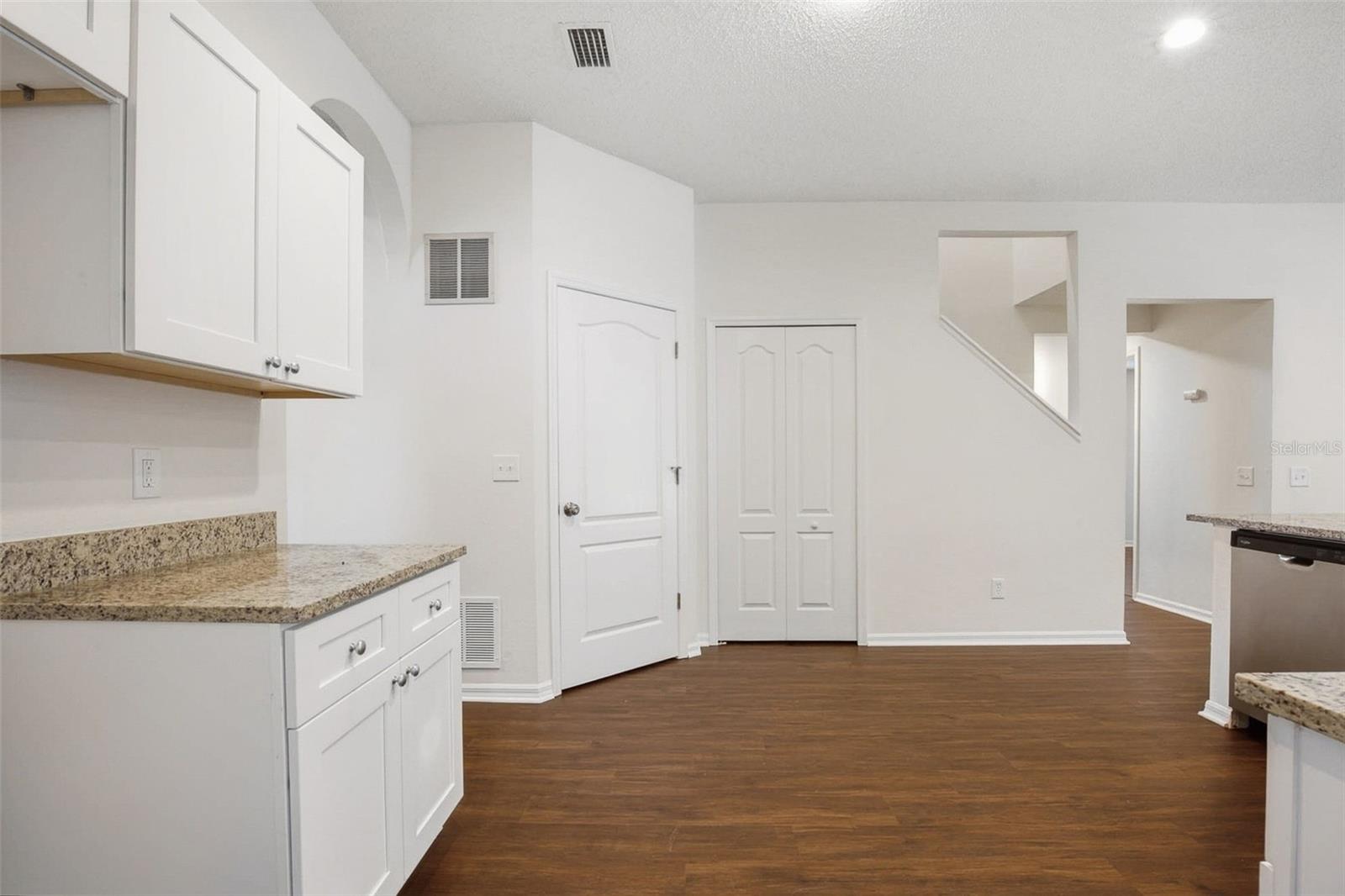 Image 6 of 44 For 10653 Firebrick Court