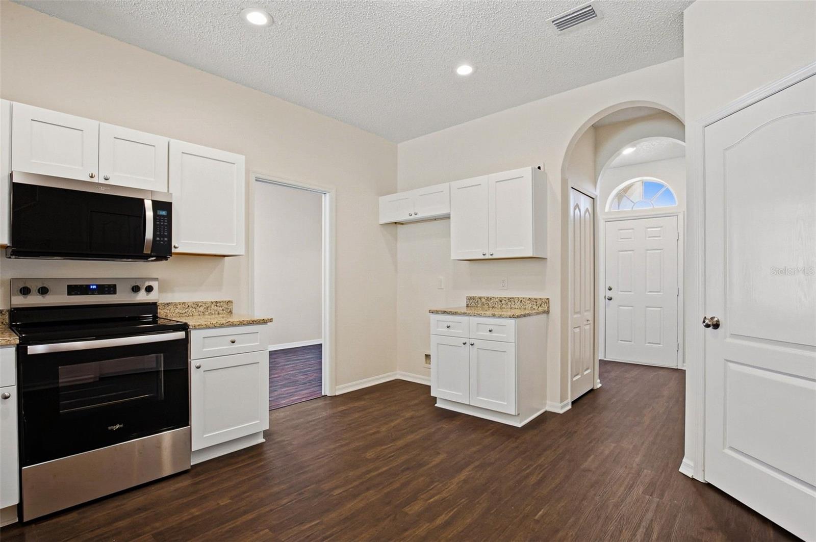 Image 9 of 44 For 10653 Firebrick Court