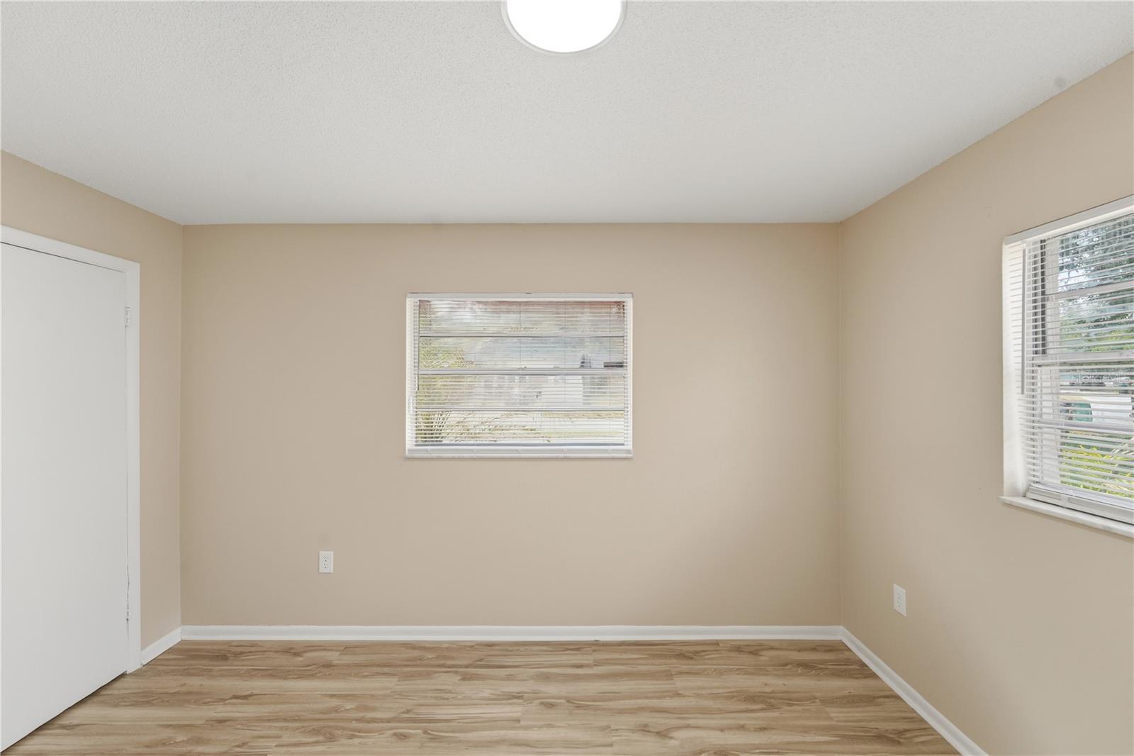 Image 24 of 38 For 2213 Villano Avenue