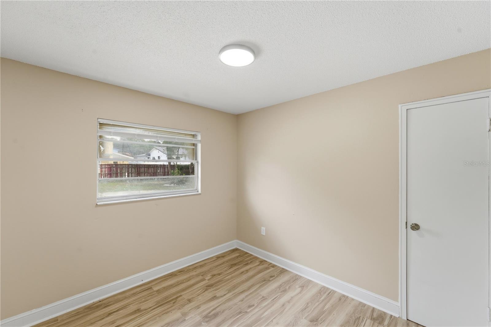 Image 25 of 38 For 2213 Villano Avenue