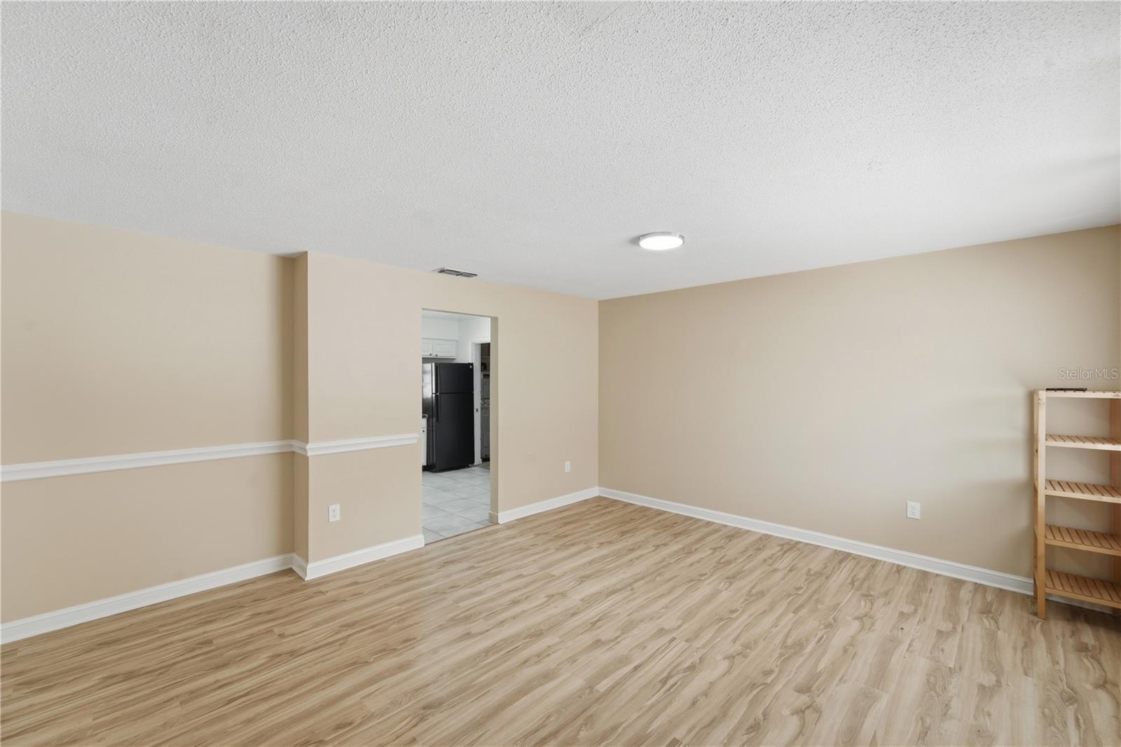 Image 9 of 38 For 2213 Villano Avenue