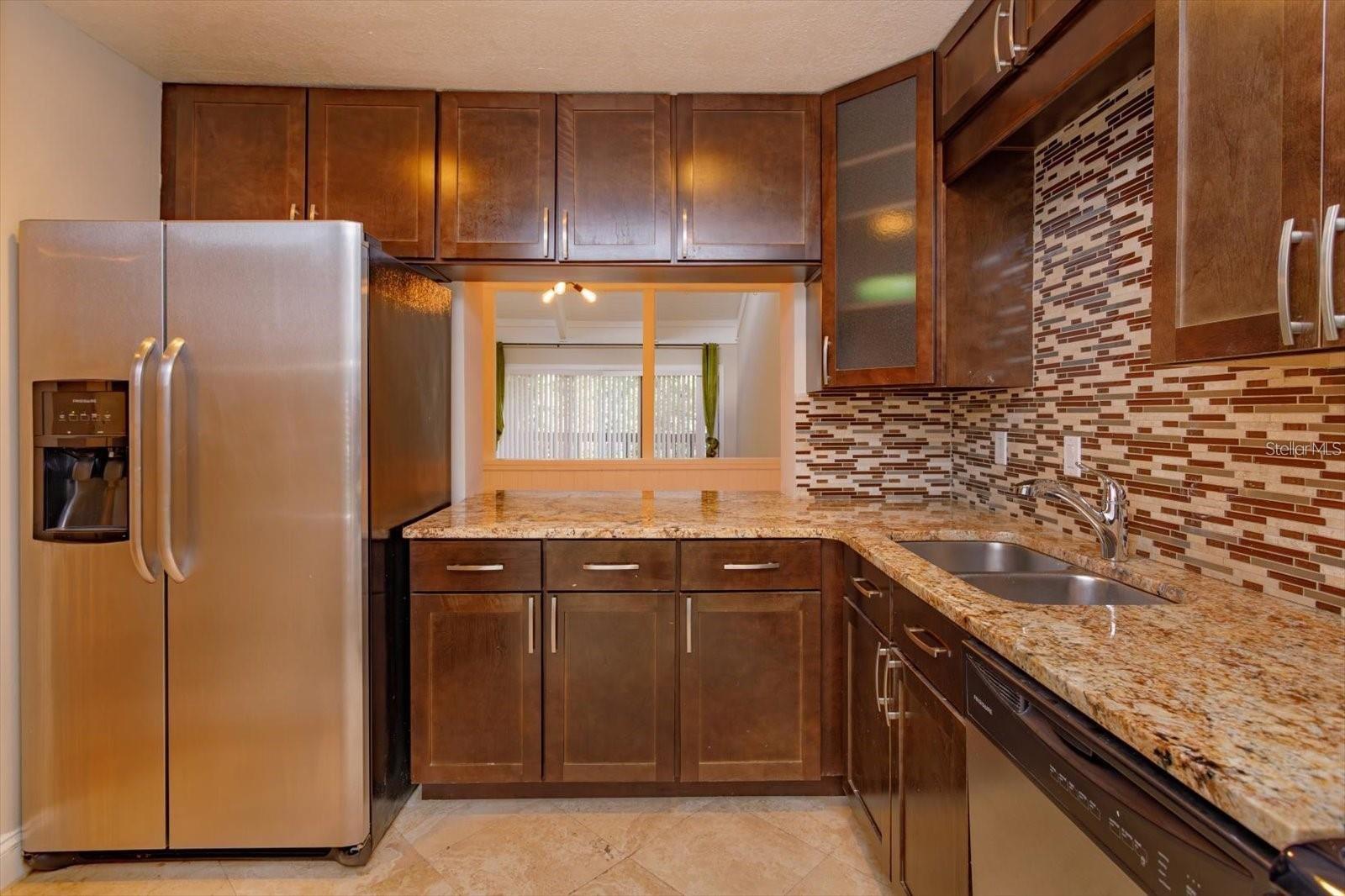 Image 4 of 30 For 5303 Indian Creek Drive D