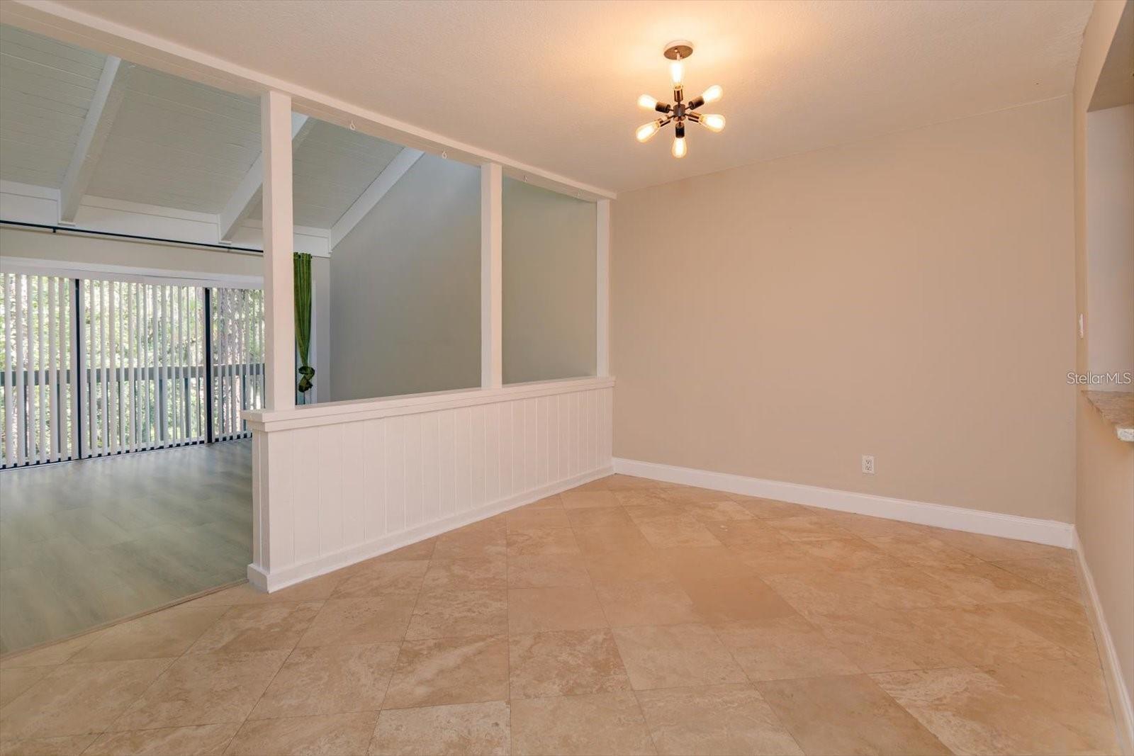 Image 7 of 30 For 5303 Indian Creek Drive D