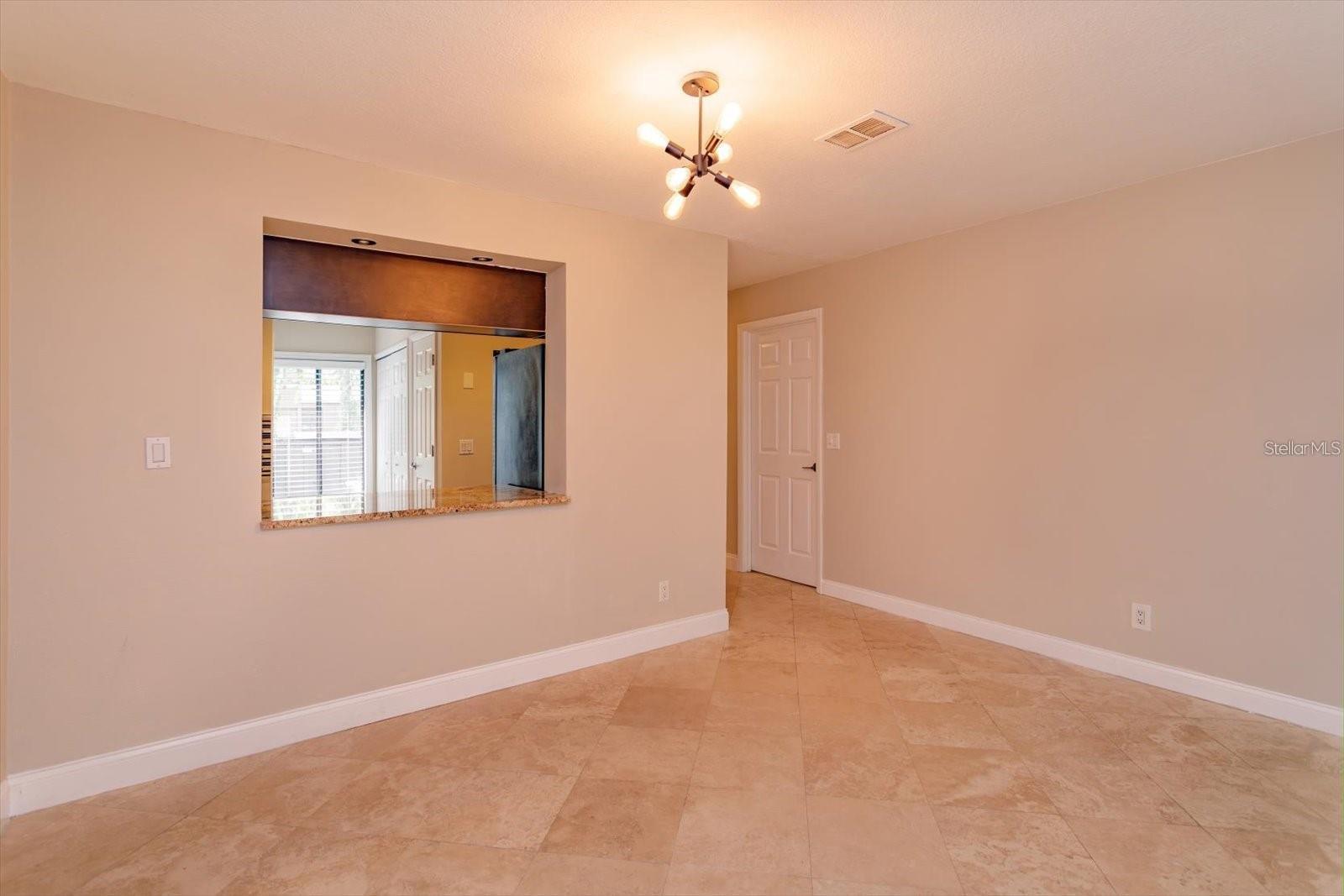 Image 9 of 30 For 5303 Indian Creek Drive D