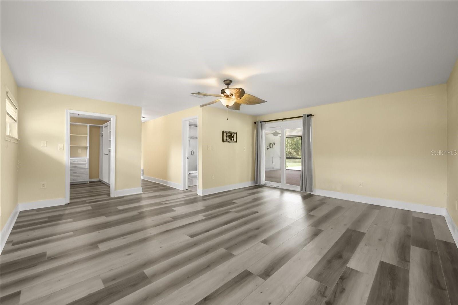 Image 22 of 46 For 20963 Colonial Drive