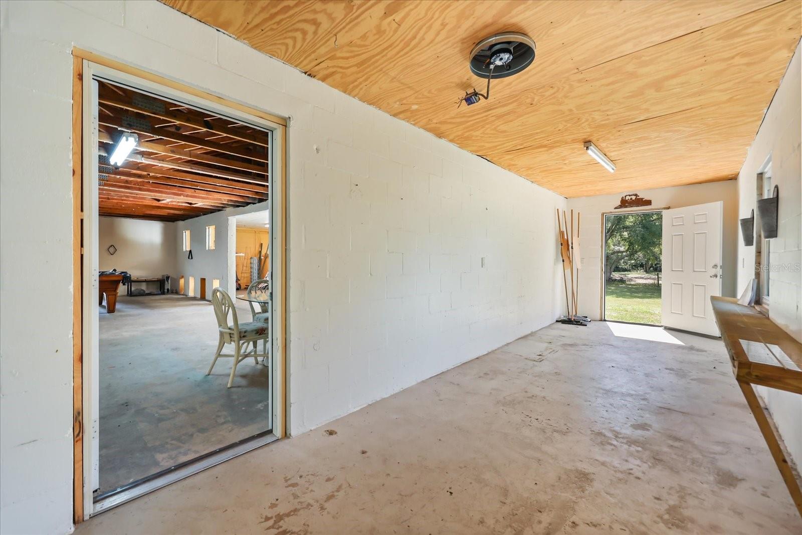 Image 36 of 46 For 20963 Colonial Drive
