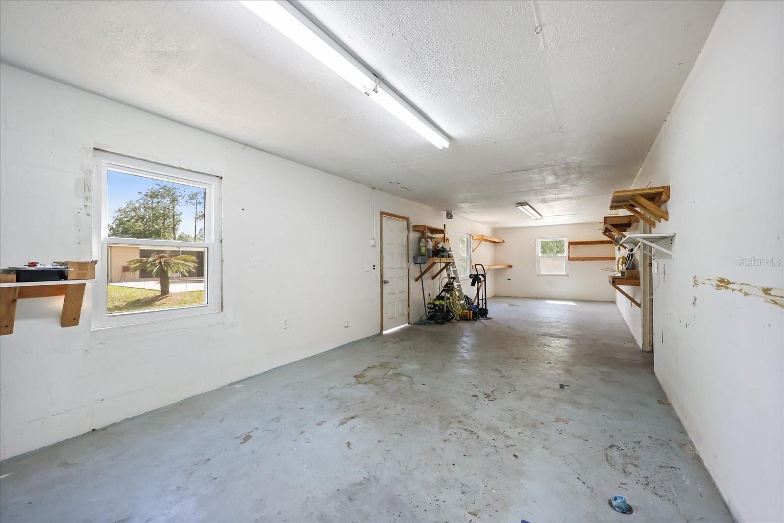 Image 38 of 46 For 20963 Colonial Drive
