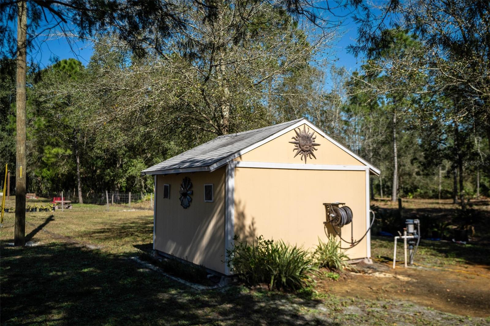 Image 43 of 46 For 20963 Colonial Drive