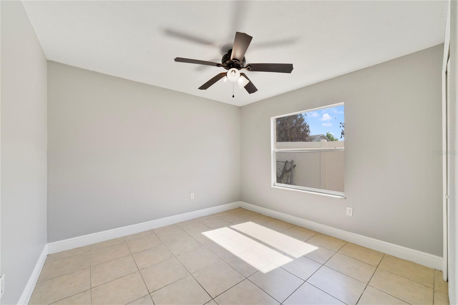 Image 18 of 24 For 228 Mango Court