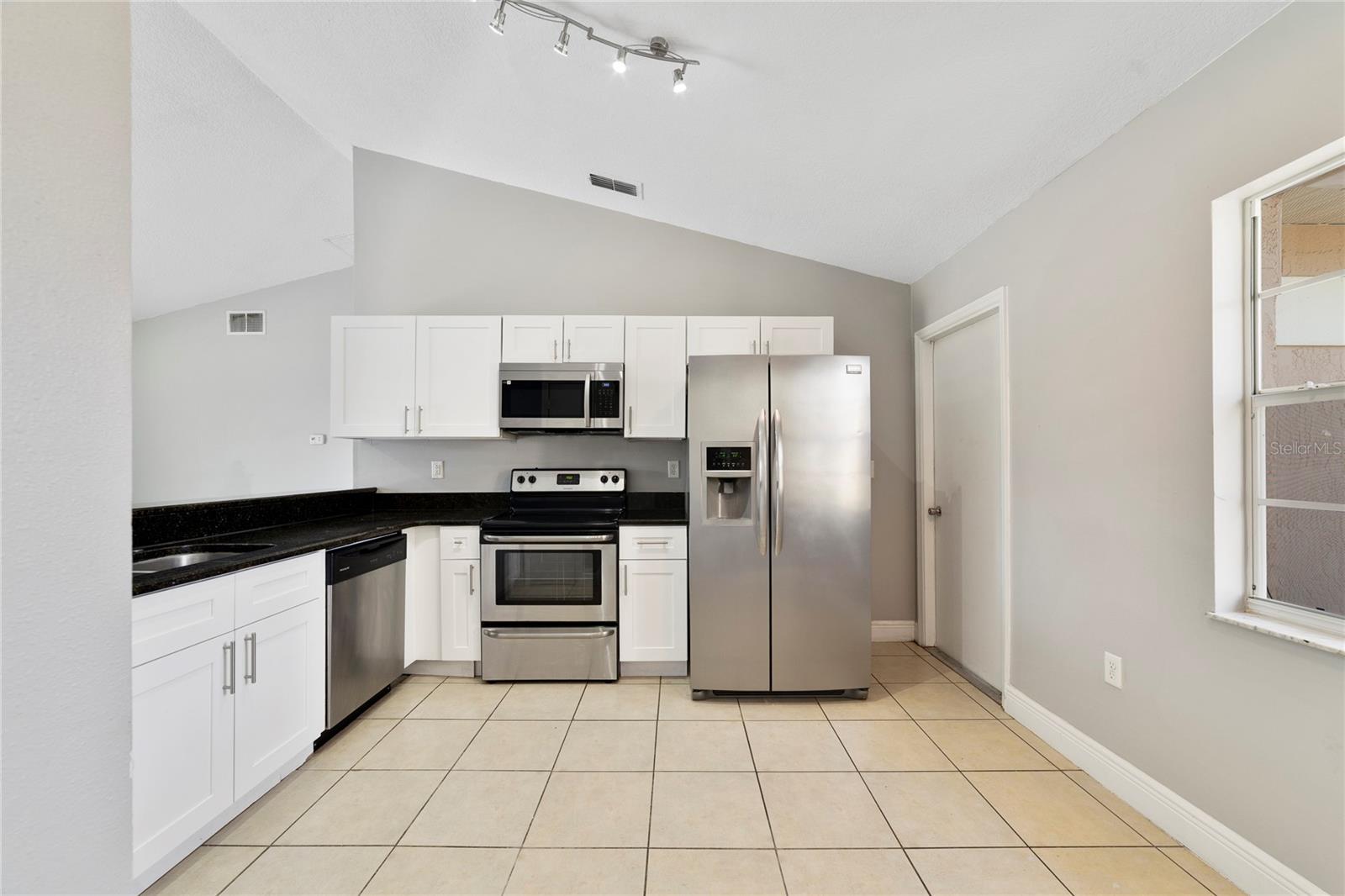 Image 4 of 24 For 228 Mango Court
